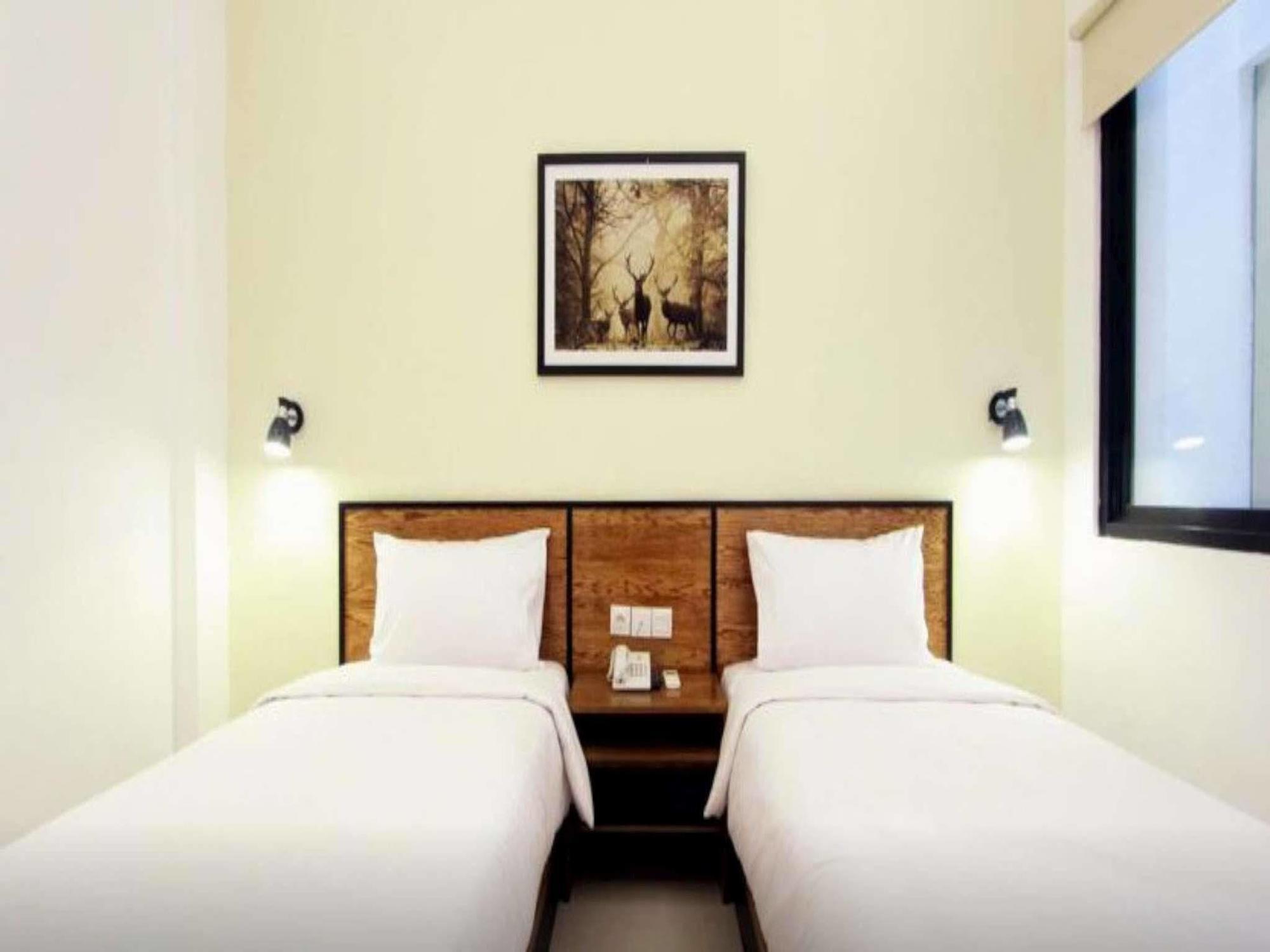 Hotel Shiro I Shika จาการ์ตา ภายนอก รูปภาพ